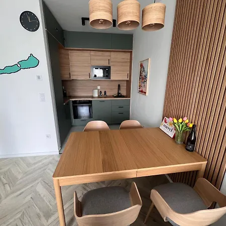 Balatoni Panoramas Lakas Sajat Partszakasszal,medencevel * Balatonszárszó