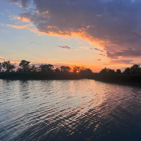 Lejlighed Balatoni Panoramas Lakas Sajat Partszakasszal,medencevel *