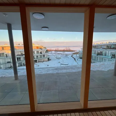 Balatoni Panoramas Lakas Sajat Partszakasszal,medencevel Lägenhet Balatonszárszó