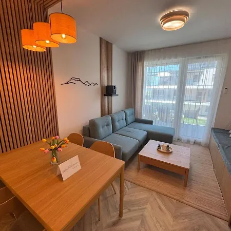 Balatoni Panoramas Lakas Sajat Partszakasszal,medencevel דירה