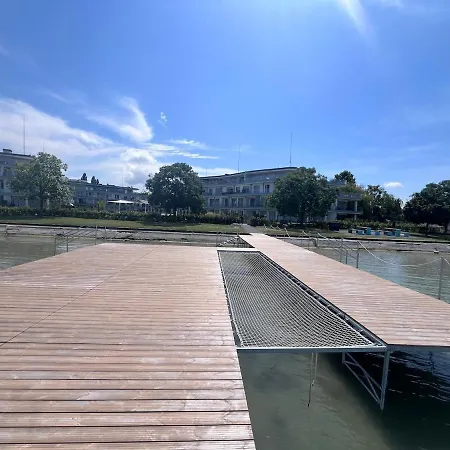 Balatoni Panoramas Lakas Sajat Partszakasszal,medencevel * Balatonszárszó